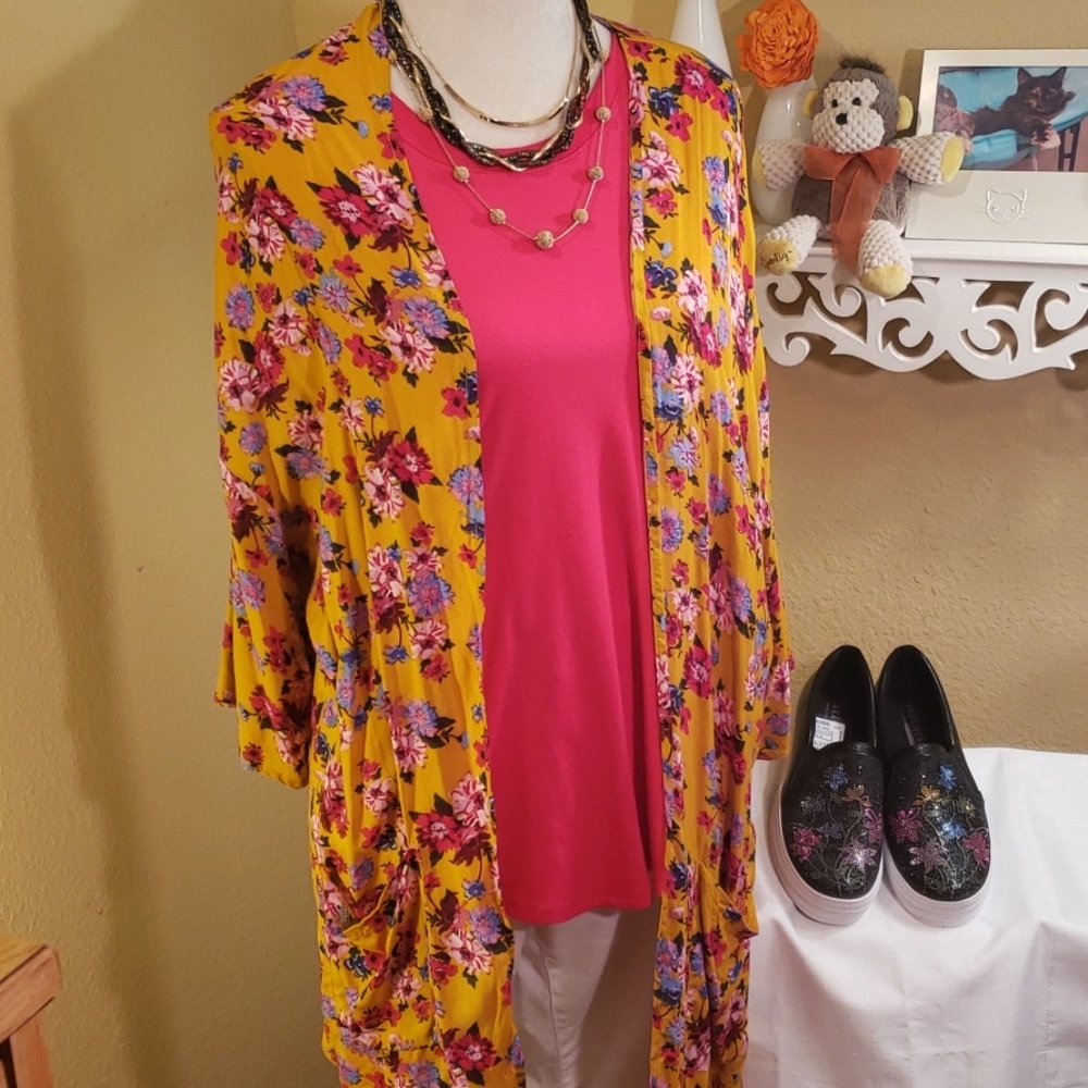 Gold Kimomo with Flower Pattern sz. S-M *NWoT*